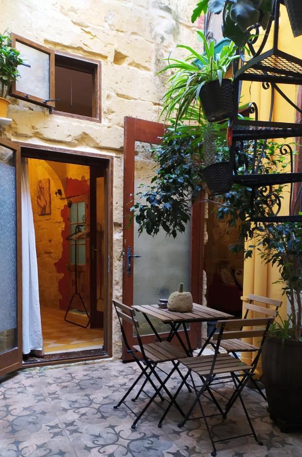 Fusion Homestay Accommodation Mosta Esterno foto