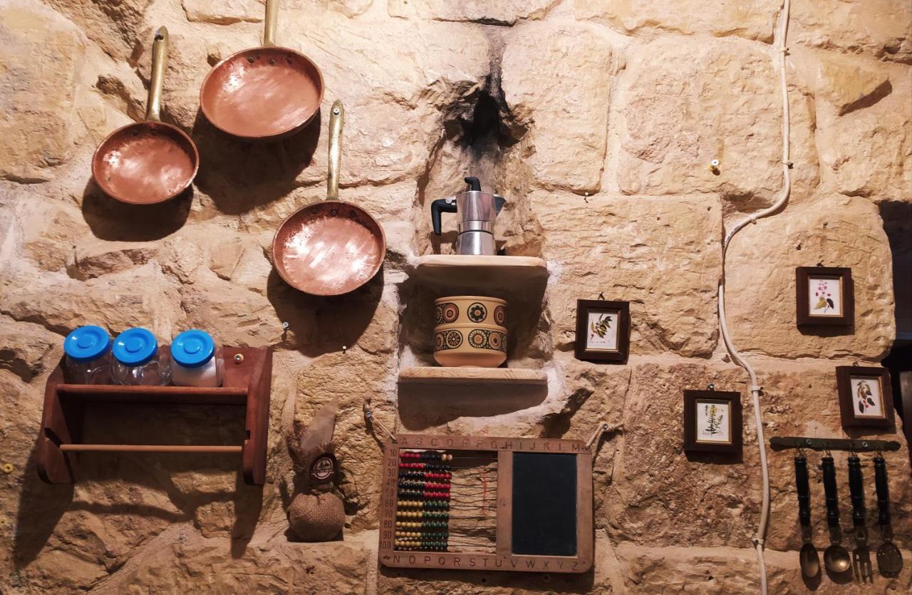 Fusion Homestay Accommodation Mosta Esterno foto